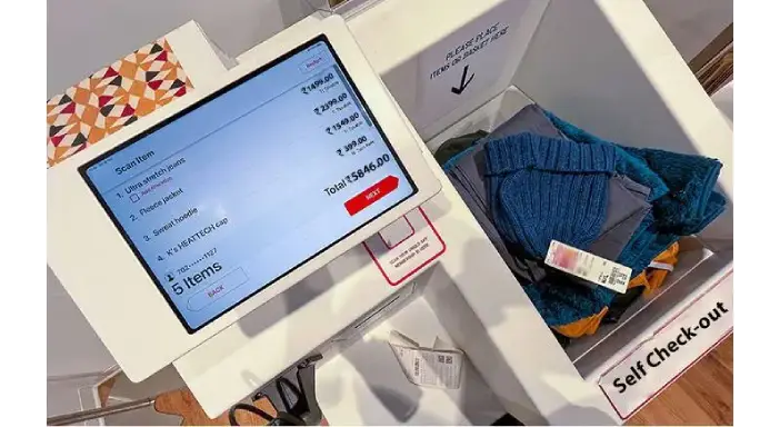RFID Self-Checkout System in Retail